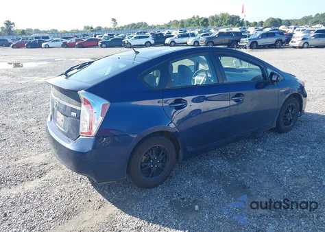 2015 Toyota Prius Two z USA, uszkodzony, nr VIN JTDKN3DU4F1940622